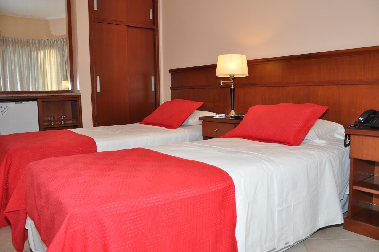 Realnoa Hotel Tartagal エクステリア 写真